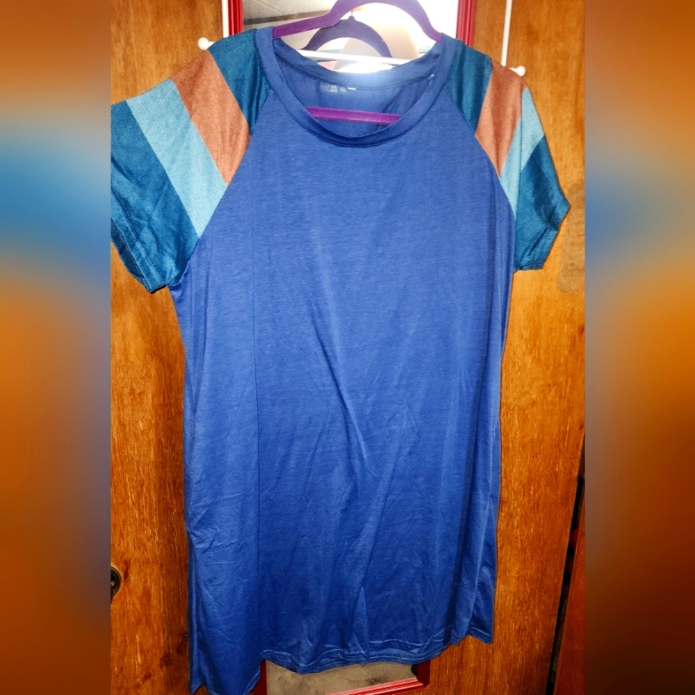 Blue plus size t shirt dress